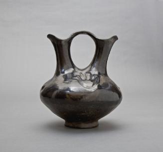 Vessel, 1920-1930
Santa Clara culture; Southwest
Ceramic and pigment; 11 x 9 in.
F83.17.1
G…