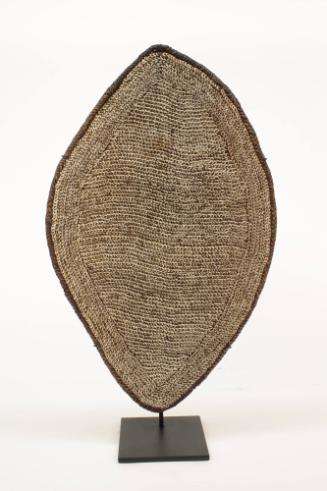 Shell Currency for the Exchange of Valuables (Wafu), early 20th Century
Lumi people; Torricell…