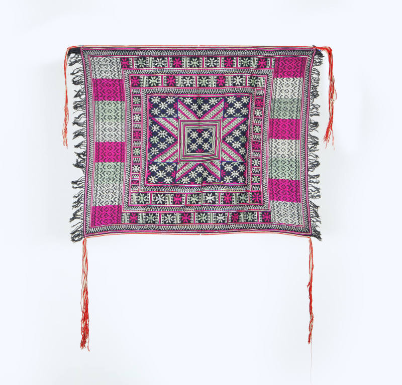 Woven Head Scarf, late 19th to early 20th Century
Yao culture; Jianghua Yao Autonomous County,…