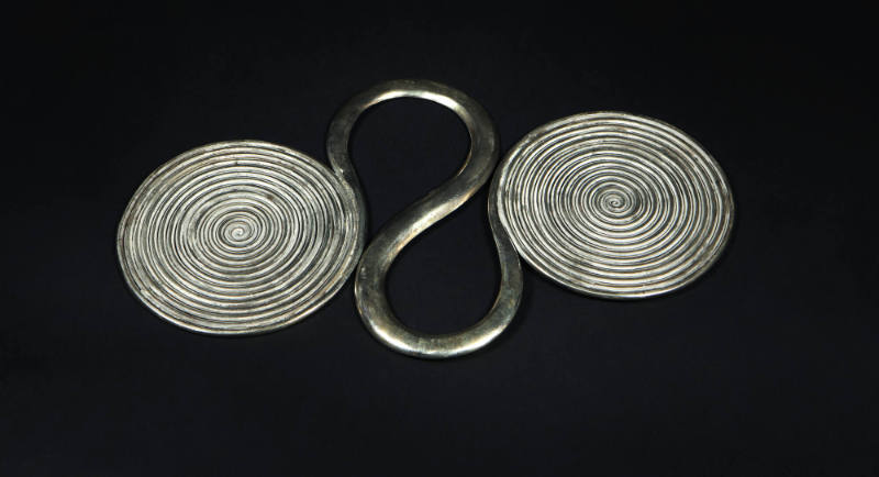 S-Shaped Counterweight with Spiral Discs, 20th Century
Miao or Dong culture; Guizhou, Hunan or…