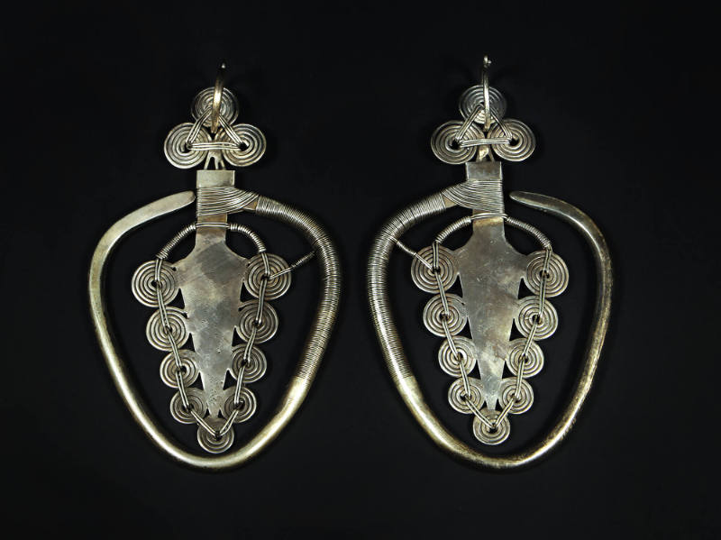 Reverse Teardrop Earrings with Spiral Discs, 20th Century
Miao culture; Guizhou Province, Chin…