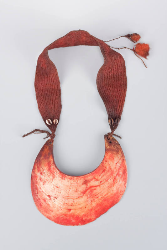 Necklace, 20th Century
Mt. Hagen area, Southern Highlands Province, Papua New Guinea
Kina she…