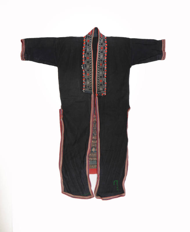 Jacket, 20th Century
Black Hmong culture; near Sa Pa Township, Lào Cai Province, Vietnam
Cott…