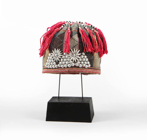 Hat, 20th Century
Black Hmong culture; near Sa Pa Township, Lào Cai Province, Vietnam
Cotton,…