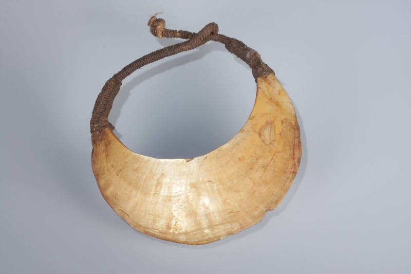 Necklace (Kina), 20th Century
Mt. Hagen area, Southern Highlands Province, Papua New Guinea, M…