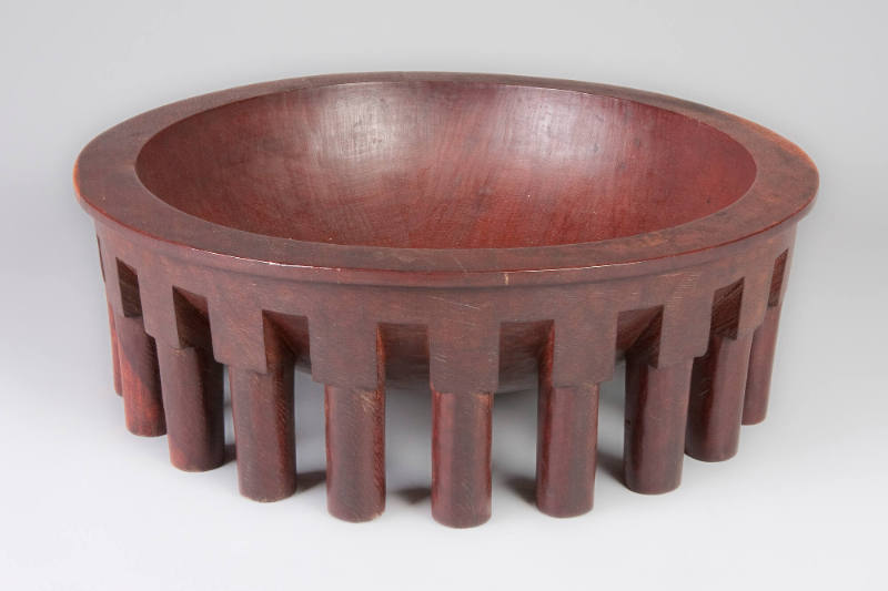 Yaqona Bowl (Tanoa), late 19th to early 20th Century
Fiji, Melanesia
Wood; 7 1/2 × 22 7/16 × …