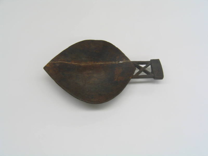 Oil Dish (Sedre Ni Waiwai), early to mid 19th Century
Fiji, Melanesia
Wood; 16 1/4 x 10 1/4 x…