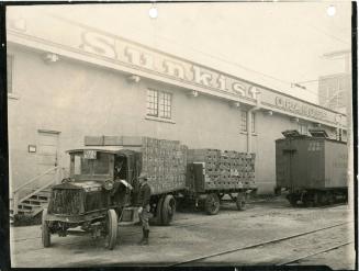 Santiago Orange Growers Association Loading Dock, c. 1918
Unknown Photographer; Orange County,…