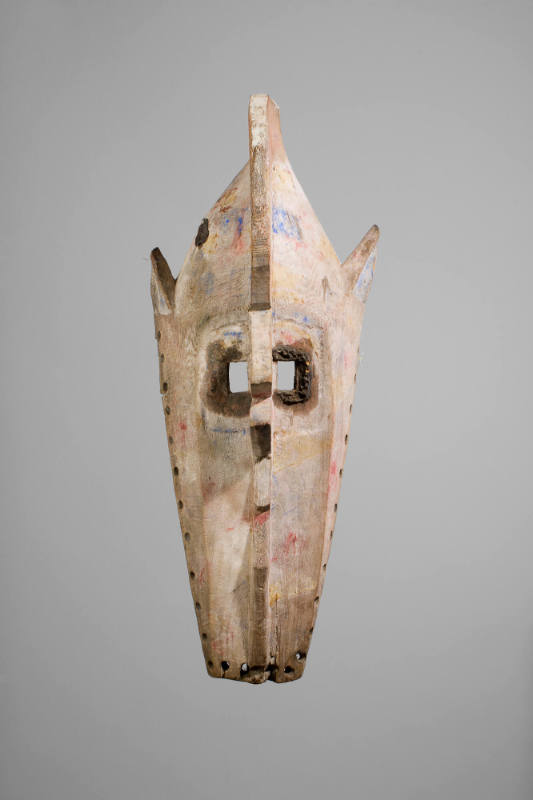 Mask, 20th Century
Bobo people; Burkina Faso
Wood and seed; 24 x 11 x 11 1/4 in.
F75.5.9
Gi…
