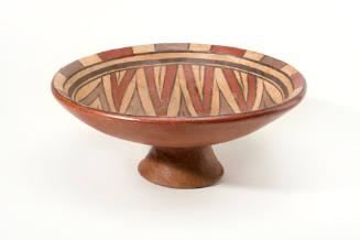 Pedestal Bowl, 600-800 AD
Conte Style; Central Panama
Ceramic and paint; 4 7/8 × 11 1/8 in.
…