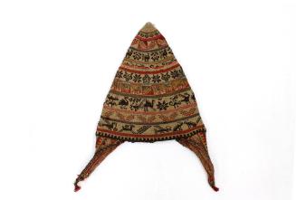 Hat (Lluch'u), early to mid 20th Century
Aymara culture; Bolivia
Camelid wool; 10 × 8 in.
20…