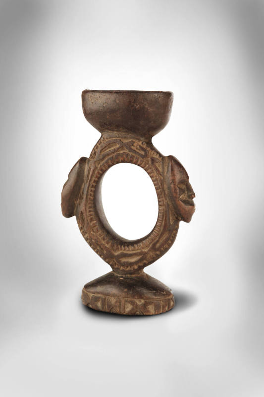 Betel Nut Mortar (Dap Dap), 20th Century
Papua New Guinea, Melanesia
Wood; 6 1/2 × 4 1/4 × 1 …