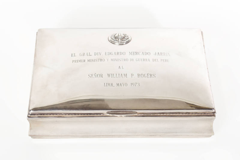 Engraved Cigarette Box, 20th Century
Peruvian
Silver; 2 1/2 x 10 x 7 3/4 in.
77.4.5
Gift of…