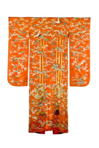 Ladies Summer Kimono, 19th Century
Japan
Lining, gold and silk; 72 x 49 1/4 in.
34981
Gift …