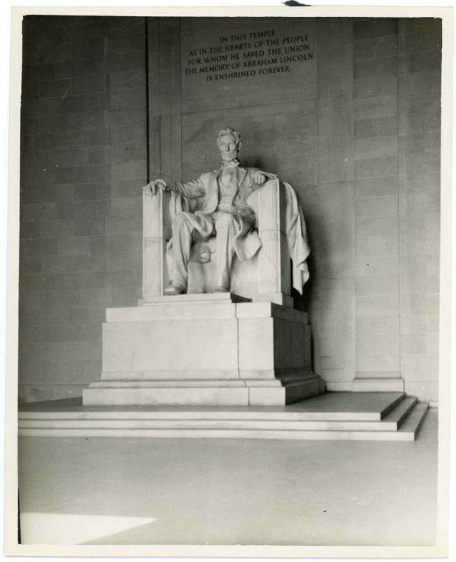 Lincoln Memorial, early 20th Century
Probably Leo Tiede (American, 1889 - 1968); Washington, D…