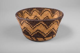 Basket with Horizontal Zig Zag Pattern, unknown date
Western Apache people; Arizona
Willow, c…