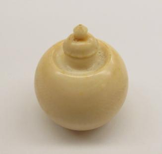 Snuff Bottle, early 20th Century
China
Ivory, cork and bone; 2 1/4 × 1 7/8 in.
2010.6.10.1a,…