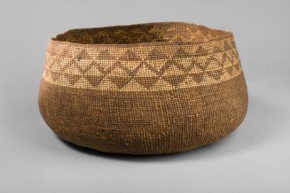 Cooking Basket, unknown date
Yurok, Karok or Hupa people; California 
Bear grass; 6 3/4 x 14 …