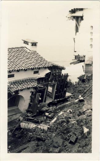 Aftermath of Orange County Earthquake, 1933
Orange County, California
Paper; 2 3/4 x 4 1/2 in…