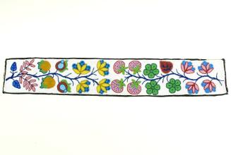Belt, c. 1920
Great Lakes Area
Glass beads and cotton thread; 5 1/2 x 34 x 1/8
33117
Gift o…