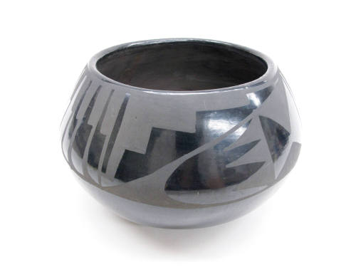 Bowl with Black and Grey Geometric Design, unknown date
Santa Clara, California
Ceramic; 5 x …
