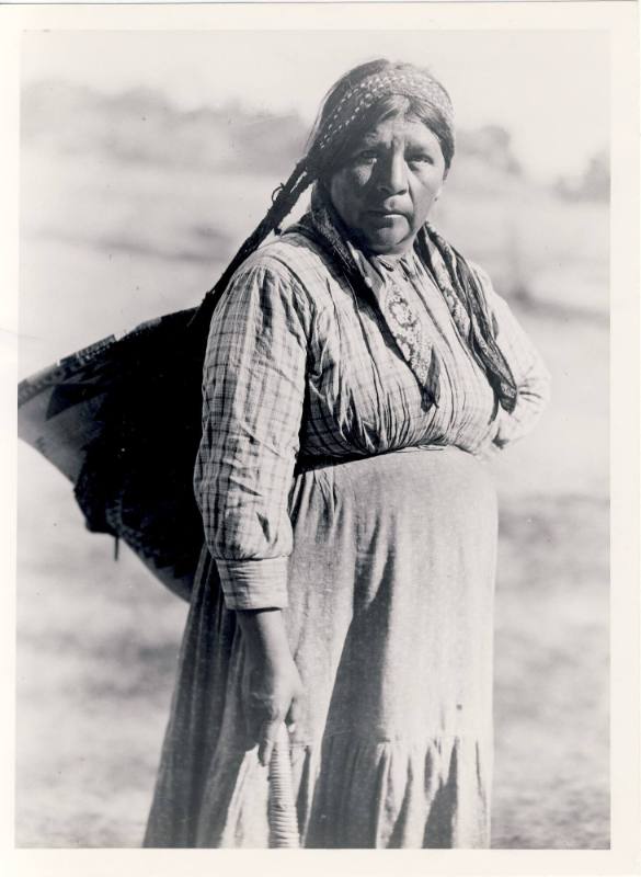 The Burden-basket - Coast Pomo, unknown date
Edward S. Curtis; California
Paper; 8 x 6 in.
1…