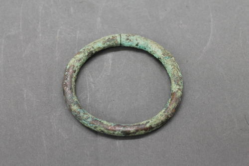 Bracelet Currency; 19th Century 
Djenné culture; Djenné, Mali 
Bronze; 1/4 x 3 1/8 in.
2003.…