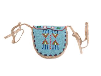 Bag, unknown date
Buckskin and bead; Yukon, Canada
 39 3/4 x 9 x 1/4 in.
20818
Gift of Mrs.…