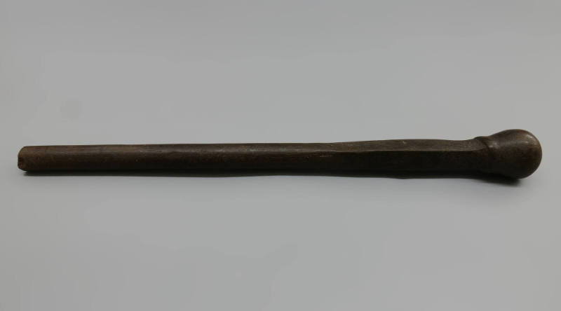 Club (Knobkerry), early to mid 20th Century
Southern or Eastern Africa
Wood; 17 × 1 5/8 × 1 5…