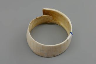 Shell Bracelet, 20th Century
Papua New Guinea, Melanesia
Shell; 3 3/8 × 3 3/8 × 1 1/2 in.
20…