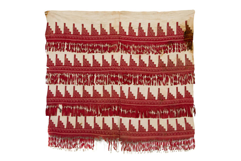 Mantle with Layered Tab Fringe, c. 1200-1500 A.D.
Chimu culture; North Coast Peru
Alpaca wool…