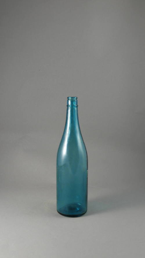 Bottle, early to mid 20th Century
Palau, Micronesia
Glass; 11 3/4 × 3 1/8 in.
2019.17.2
Gif…