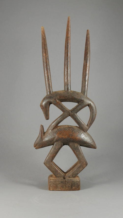 Headdress (Ciwarakun), 20th Century
Bamana culture; Mali
Wood; 18 3/8 × 6 7/8 × 2 1/2 in.
20…