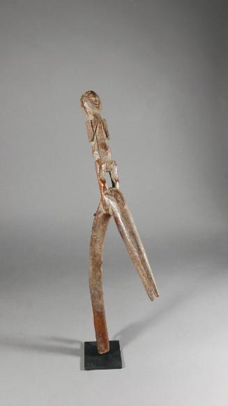 Thief’s Staff (Yo Domolo), 20th Century
Dogon culture; Mali
Wood; 20 1/2 × 11 × 1 1/2 in.
20…