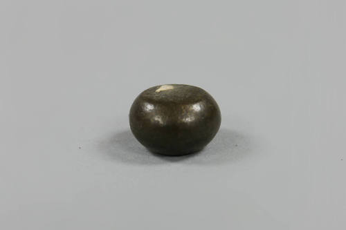 Weight, 20th Century
Laos
Bronze; 5/8 × 1 × 1 in.
2019.23.68
Gift of Anne and Long Shung Sh…