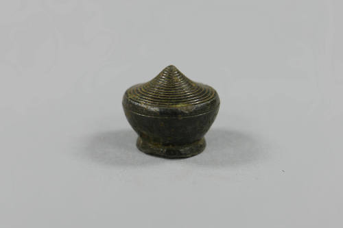 Weight, 20th Century
Laos
Bronze; 7/8 × 1 × 1 in.
2019.23.71
Gift of Anne and Long Shung Sh…