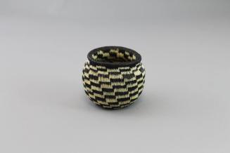 Miniature Basket (Hösig Di), mid to late 20th Century
Emberá or Wounaan culture; Darién Provin…