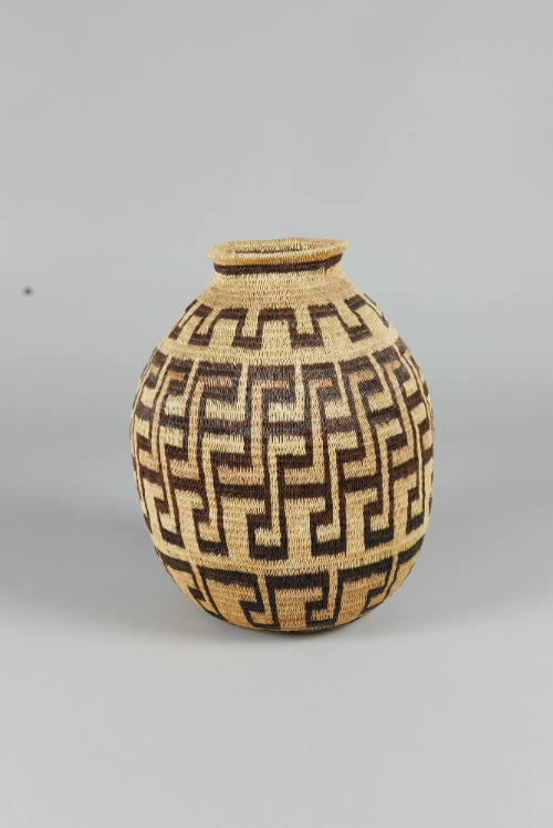 Basket (Hösig Di), mid to late 20th Century
Emberá or Wounaan culture; Darién Province, Panama…