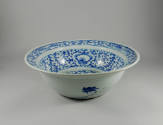 Blue-and-White Ware Bowl
Qing dynasty (1644-1911)
Glazed ceramic
Gift of Trang Tran
2003.32…