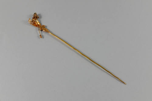 Hair Pin
Liao dynasty (907-1125)
Gold
Loan courtesy of Anne and Long Shung Shih
L.2007.12.2