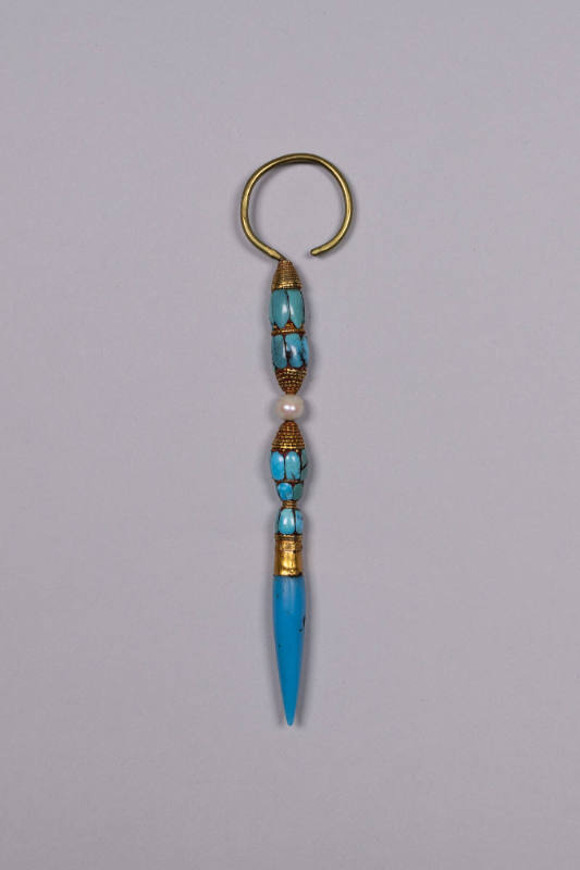 Men’s Ear Drop (Sochi), 19th to 20th Century
Tibetan Autonomous Region
Brass, turquoise and m…